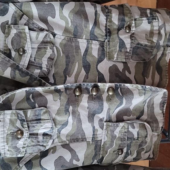 NWOT Camo Jacket - Picture 3 of 5